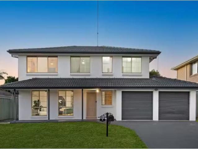 4 Deakin Avenue, GLENWOOD House for rent Listed by Liam Guild.