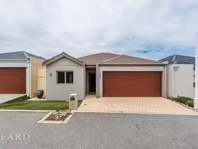 4 Denver Close, Currambine, WA 6028