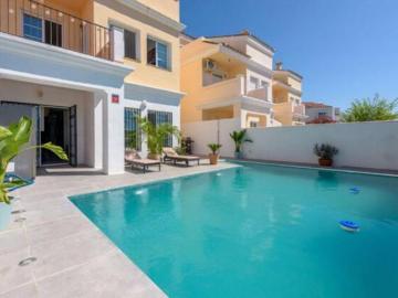 Casa en venta en Calle Esparragal