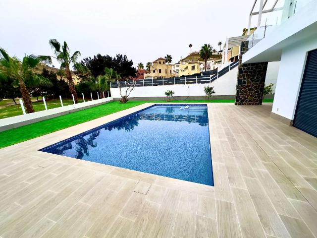 4 dormitorios Casa Alicante En venta