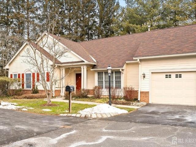 4 Douglas Fir Ct, Plainsboro, NJ 08540