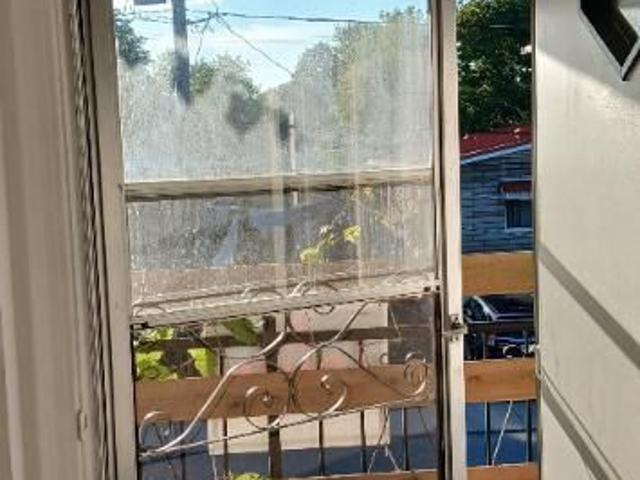 4 et demi à l'étage à Longueuil