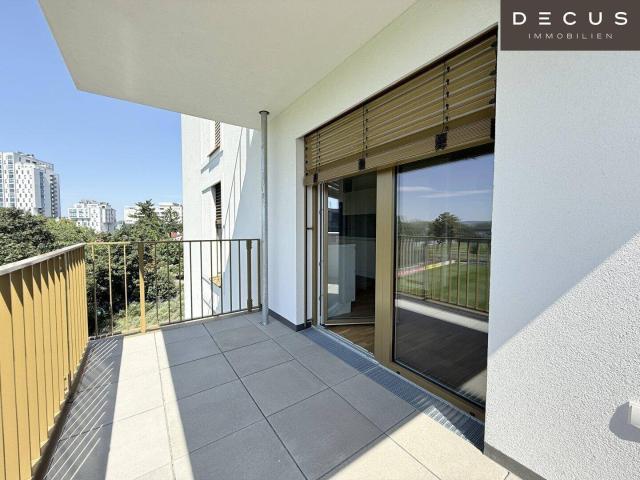 / 4. ETAGE / BALKON / 2 ZIMMER / VERFÜGBAR AB SOFORT