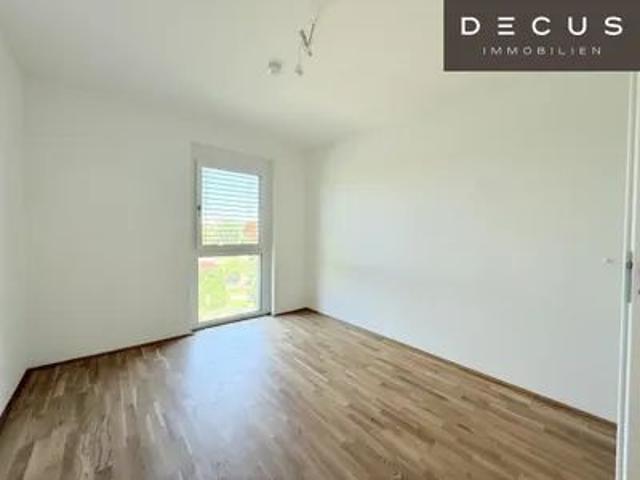 / 4. ETAGE / BALKON / 3 ZIMMER / VERFÜGBAR AB SOFORT / GUTE AUFTEILUNG