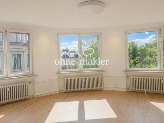 4 Etage Kernsanierte 4 Zimmer Wohnung, ca. 120 m², am Dellplatz Duisburg –