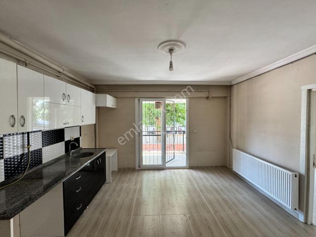 4 Eylül Mahallesi'nde Kiralık 2+1 Daire