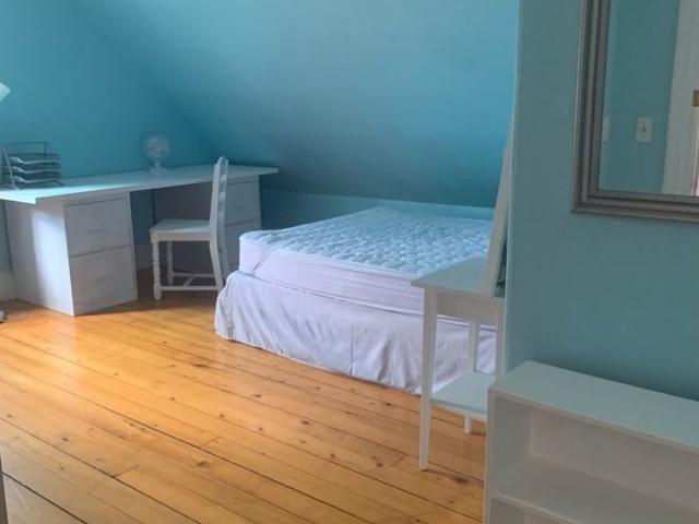 4 East 1 Bedroom Apartment for Rent at 4 East St, Providence, RI 02906 College Hill