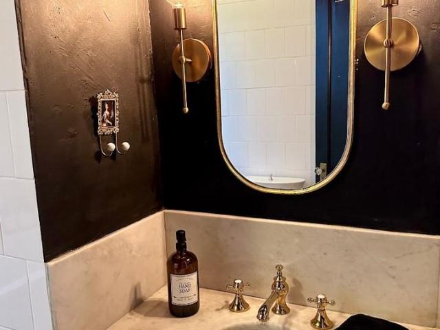 4 East 2 Bedroom Apartment for Rent at 4 East St, Providence, RI 02906 College Hill