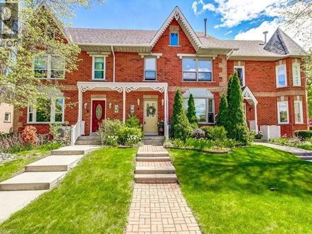 4 Edgewater Drive, Stoney Creek, ON, L8E 4Z3 house for sale | Listing ID 40853 | Royal LePage