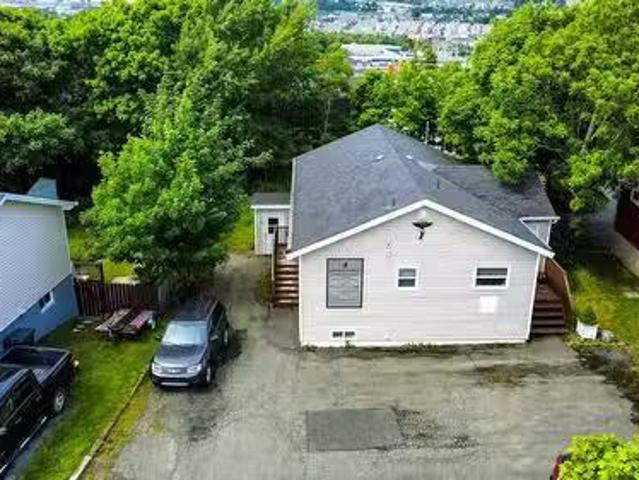 4 Edinburgh Drive, Mount Pearl, NL, A1N 1E7 commercial for s.