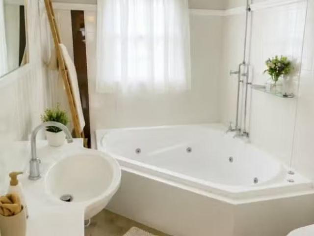 4 Edward Street, SOUTH TAMWORTH House for rent Listed by Hope.