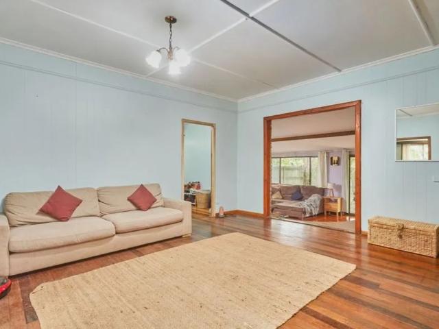 4 Elizabeth Street