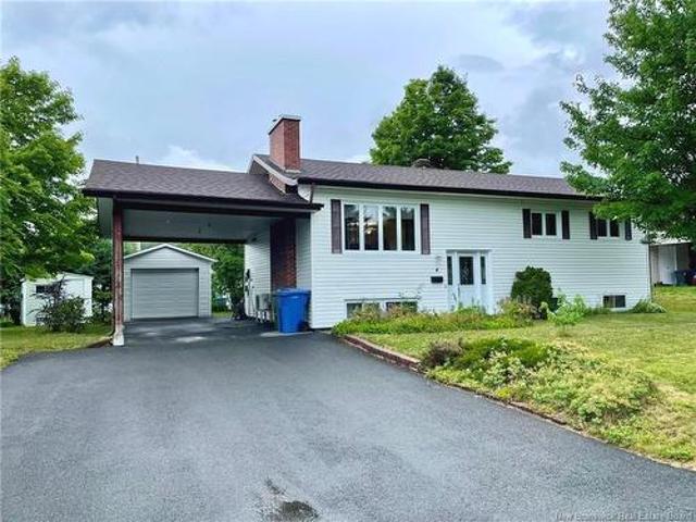 4 Emile Simard Ave, Edmundston, NB, E3V 3P9 house for sale | Listing ID NB145148 | Royal LePage