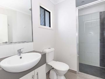 4 Epping Way, Mount Low