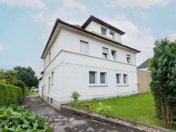 4 Familienhaus mit großzügiger, eigennutzbarer Einheit und 3 vermieteten Wohnungen in Bad Salzuflen