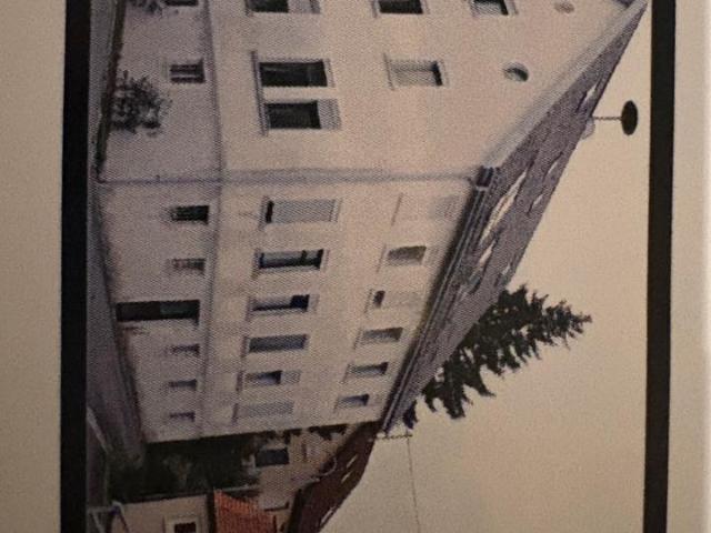 4 Familienhaus Renovierungsbedürftig zu verkaufen