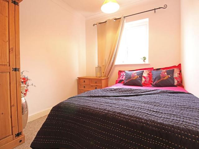4 Florence Street, Lincoln. 1 bed in a house share to rent £499 pcm £115 pw