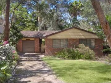 Tuggerah Lake, Jilliby, Wyong Region, Snapper Island