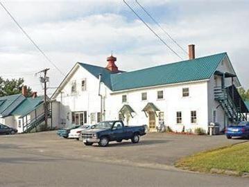 4 Garvins Falls Road Studio Apartment for Rent at 4 Garvins Falls Rd, Concord, NH 03301