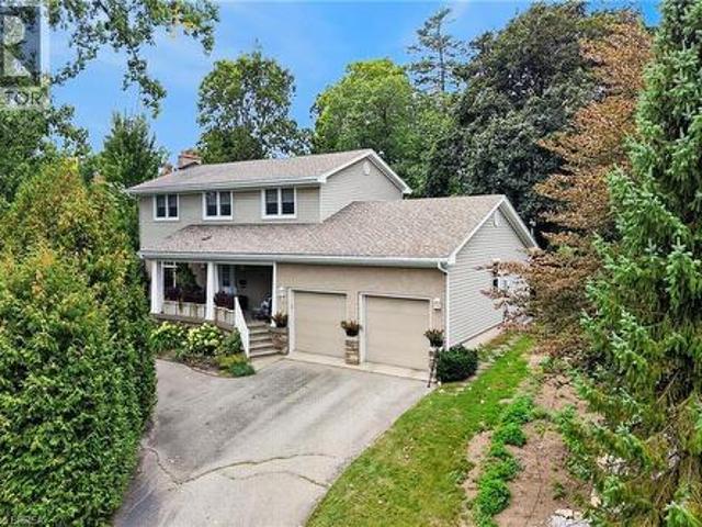 4 Gaywood Gardens, Brantford, ON, N3T 5J8 house for sale | Listing ID 40862 | Royal LePage