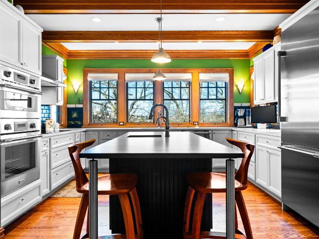 4 Geddes Heights Drive