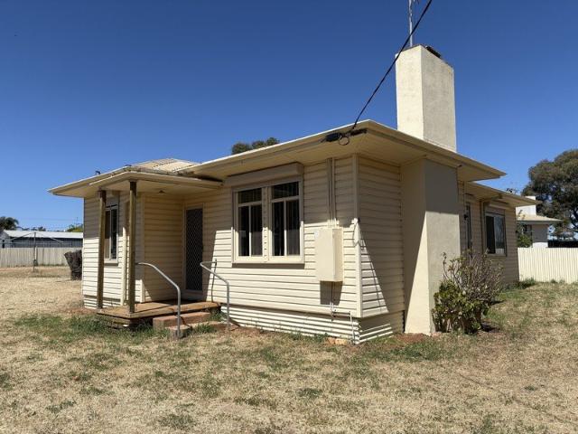 4 George Street, Peterborough SA 5422