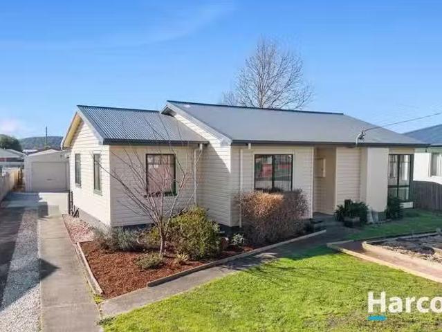 4 Gerrand Street, LATROBE, TAS 7307 House for Rent