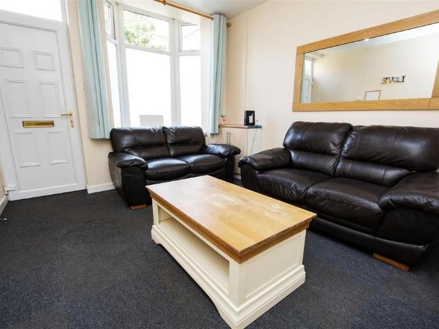 4 Grange Road, Metchley, B29 6AP, United Kingdom | 2 bed house for rent #133646985 | Rentberry