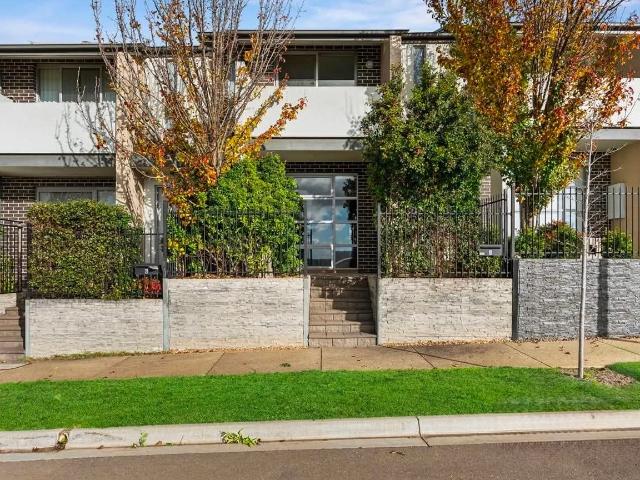 4 Grasmere Avenue, MOUNT BARKER, SA 5251