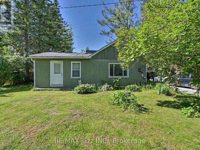 4 Hubbard Street, Georgina Pefferlaw, ON, L0E 1N0 house for sale | Listing ID N13556 | Royal LePage