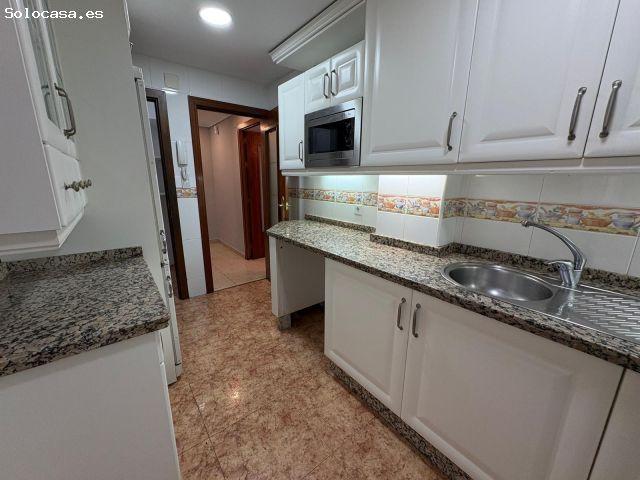 4 habitaciones y ascensor junto a la Avenida del Aeropuerto