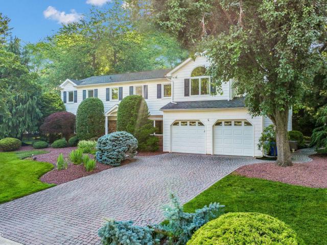 4 Halifax Drive