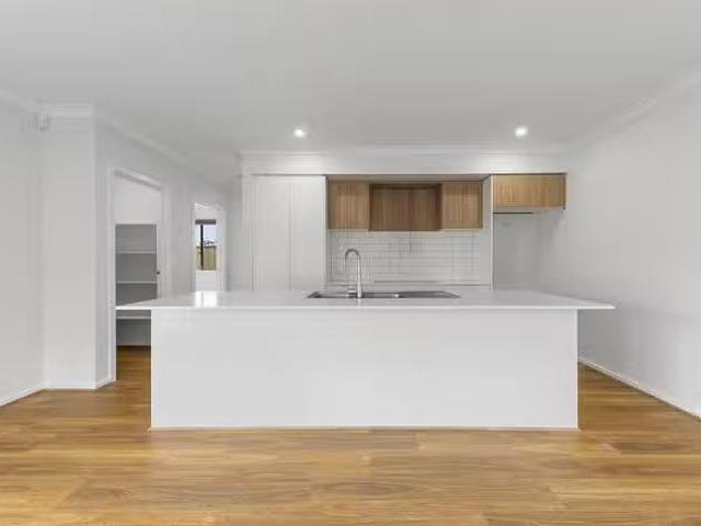 4 Helmet Street, Botanic Ridge, VIC 3977