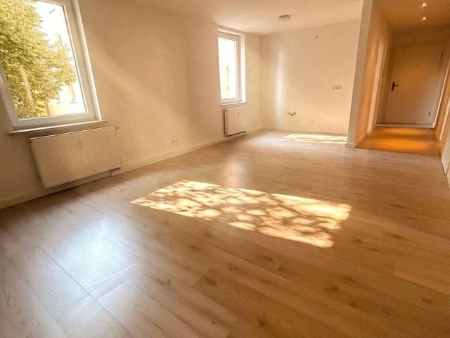 4 helle Zimmer | 87,9 m² | Offene Wohnküche + Gäste WC