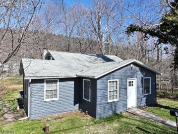 4 Henry St, Branchville, NJ 07826 | MLS #4007