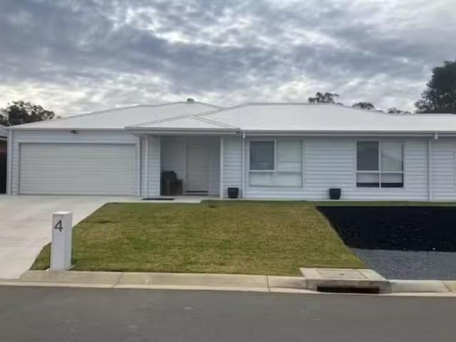 4 Hibberson Court, Thurgoona, NSW 2640