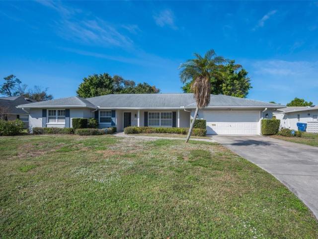 4 Hibiscus Rd, Belleair, FL