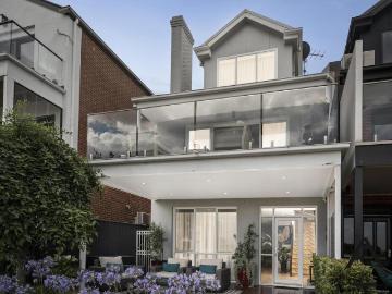 4 Hoffman Terrace, Williamstown