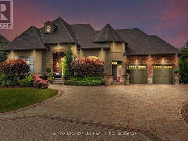 4 Holdroyd Court, Halton Hills, ON, L7G 0E8 house for sale | Listing ID W13850 | Royal LePage