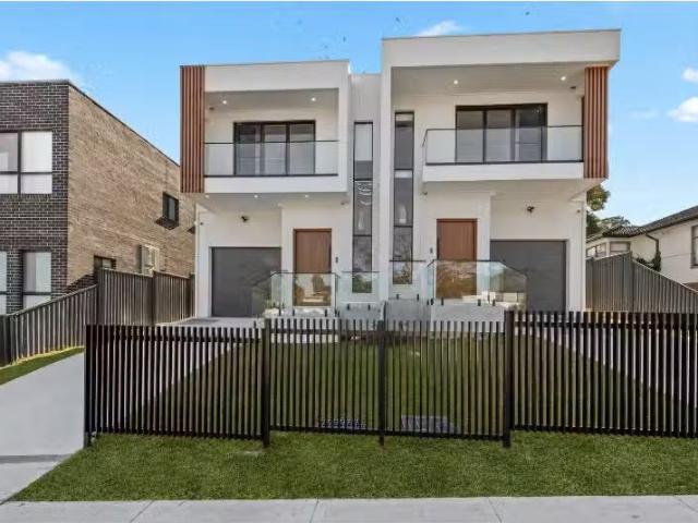 4 Hopman Street, Greystanes Townhouse for rent Listed by Mich.