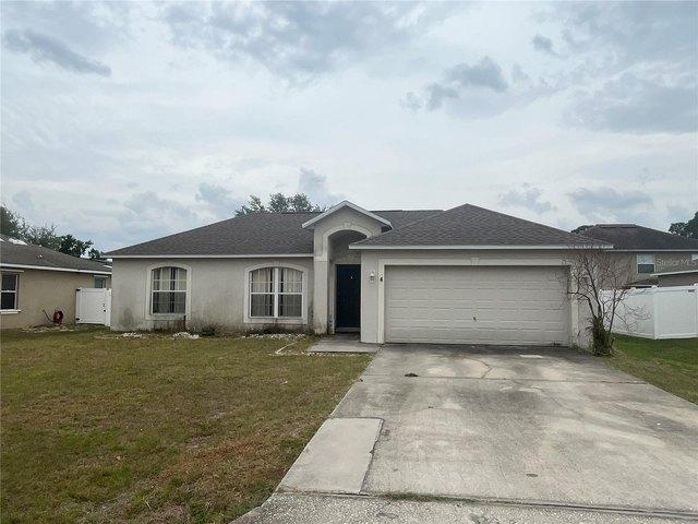 4 Inconnu Dr, Poinciana, FL 34759