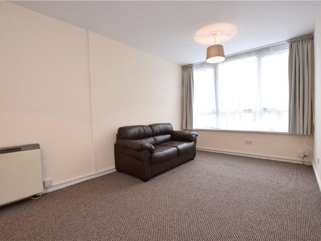 4, Ingledew Court, Leeds, West Yorkshire, LS17 8TP