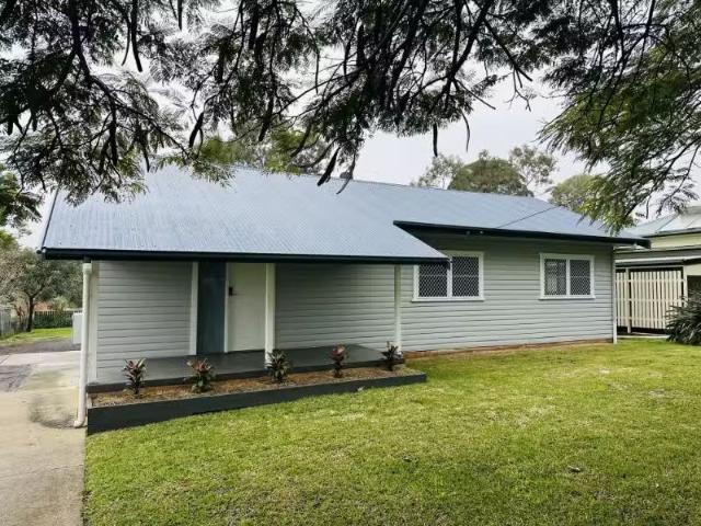 4 Jubilee Avenue, GOONELLABAH House for rent Listed by Courtn.