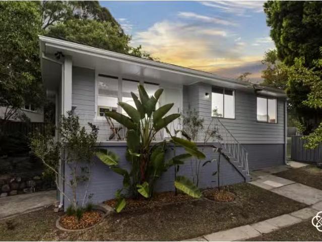 4 Jarrett Street, Waratah West House for rent Listed by Teres.