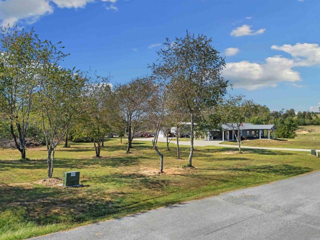 4 Jeffrey Scott Drive