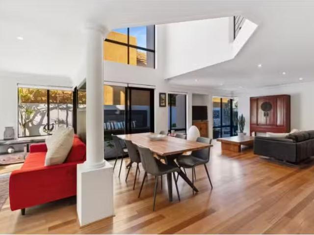4 Joinery Mews, HIGHGATE House for rent Listed by Emilie Ancu.