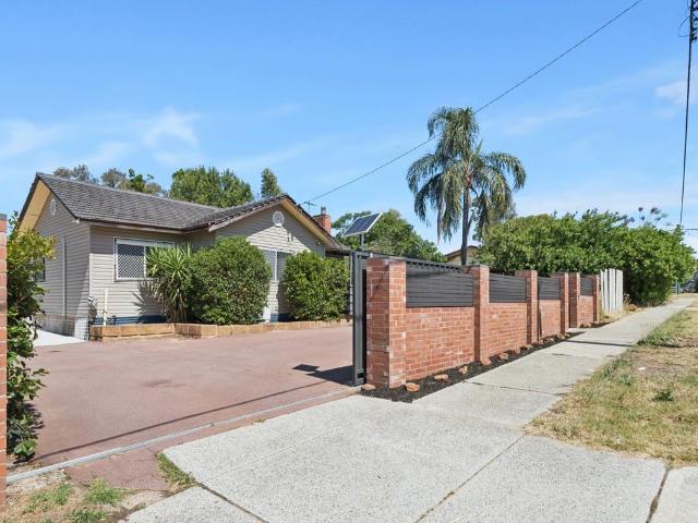 4 Kalara Way, Koongamia WA 6056 House For Rent | Domain