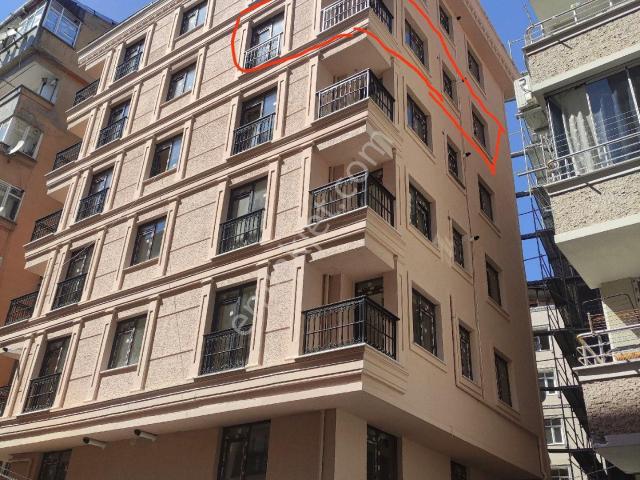 4.kat 1+1 Net 40m2 Sıfır Daire Güney&kuzey Cephe