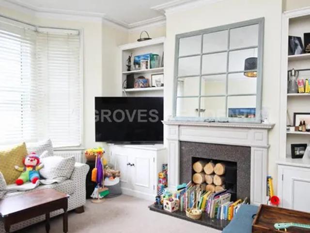 4 Kenwyn Road, Cottenham Park, London, SW20 8TR, United Kingdom | 4 bed duplex for rent #140228622 | Rentberry