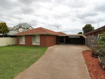 4 Kevin Ct, Melton South VIC 3338 House For Rent | Domain